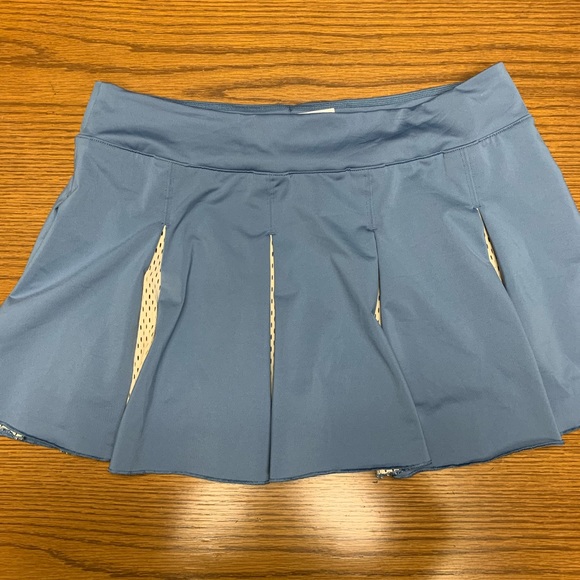 Nike Skirt with Shorts / Skort - Picture 1 of 5